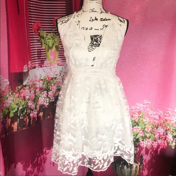 Summer Dress Open Back-White/Brown